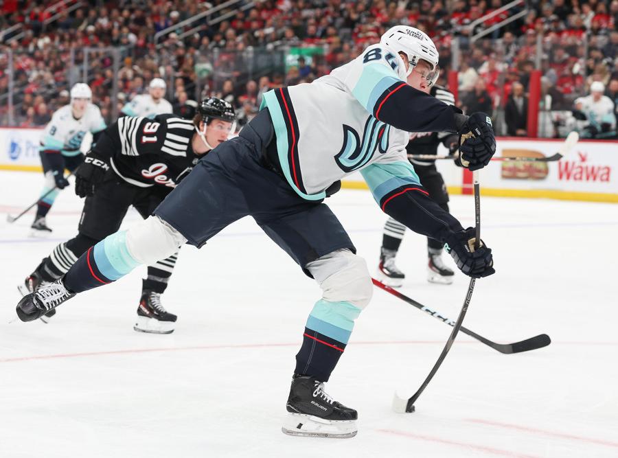 Season Review #27: Seattle Kraken — In a Playoff Spot on March 11, 28th by April, Four Missed Playoffs in Five Seasons